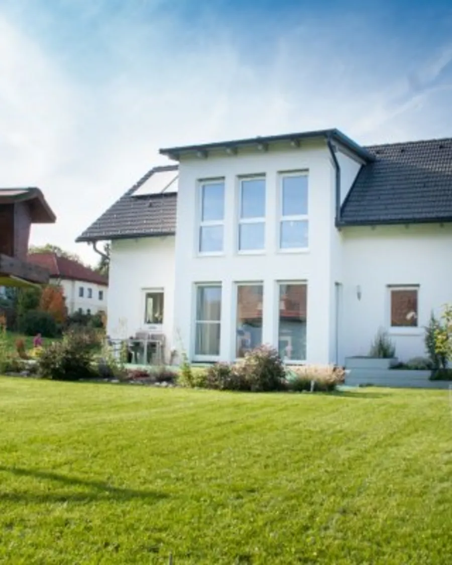 Massivhaus — Einfamilienhaus schlüsselfertig